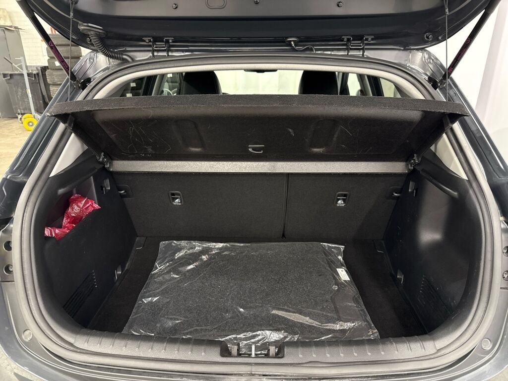 Kia Stonic 2022 Harmaa