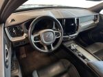Volvo XC60 2023 Musta