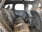 Volvo XC60 2023 Musta