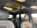 Volvo XC60 2023 Musta