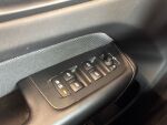 Volvo XC60 2023 Musta