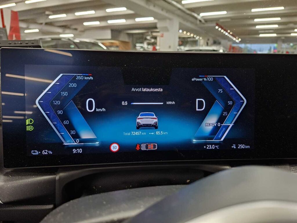 BMW i4 2022 Valkoinen