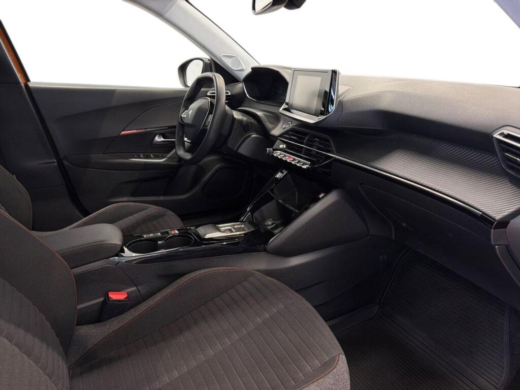 Peugeot e-2008 2022 Oranssi