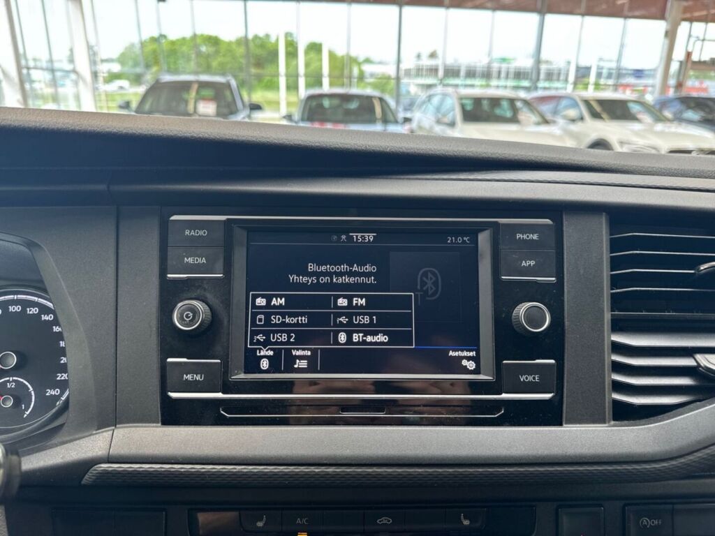 Volkswagen Transporter 2022 Valkoinen