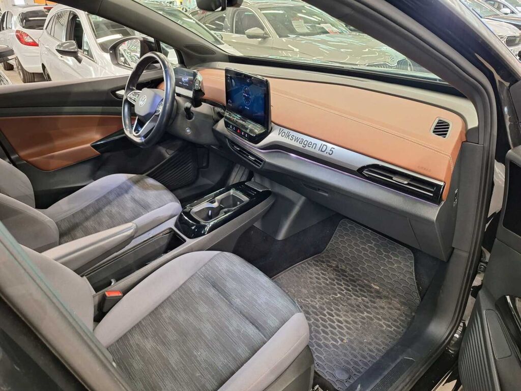 Volkswagen ID.5 2022 Musta