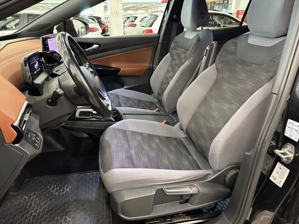 Volkswagen ID.5 2022 Musta