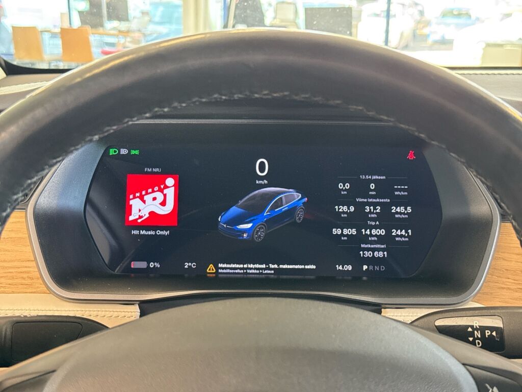 Tesla Model X 2018 Musta