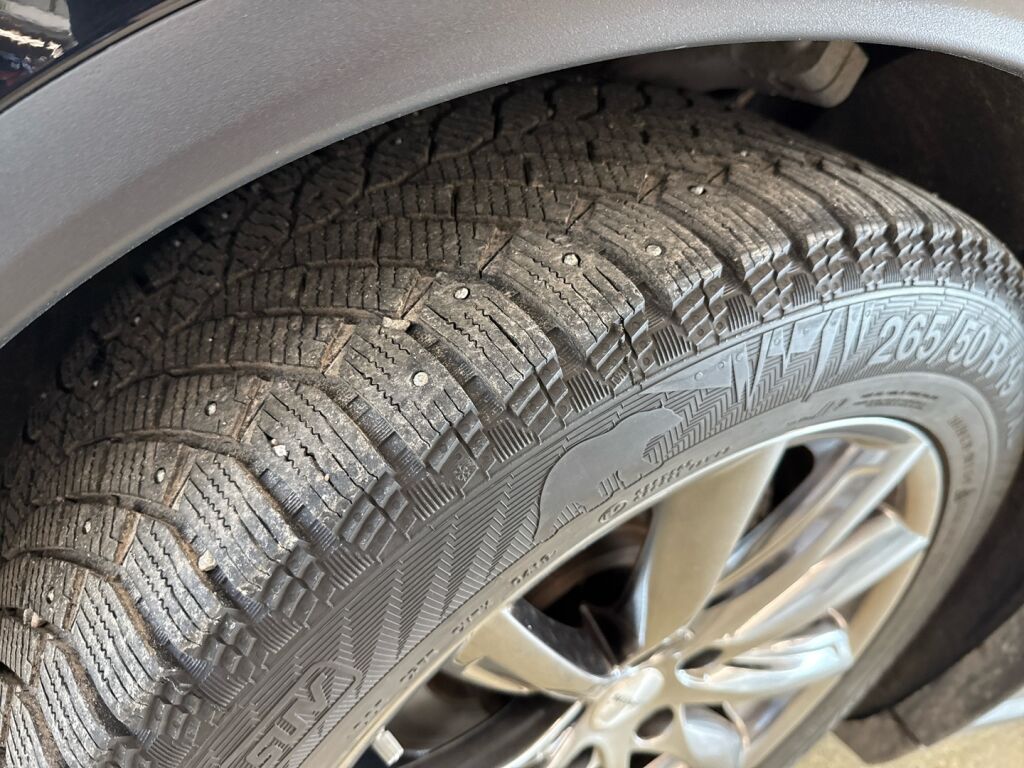 Tesla Model X 2018 Musta