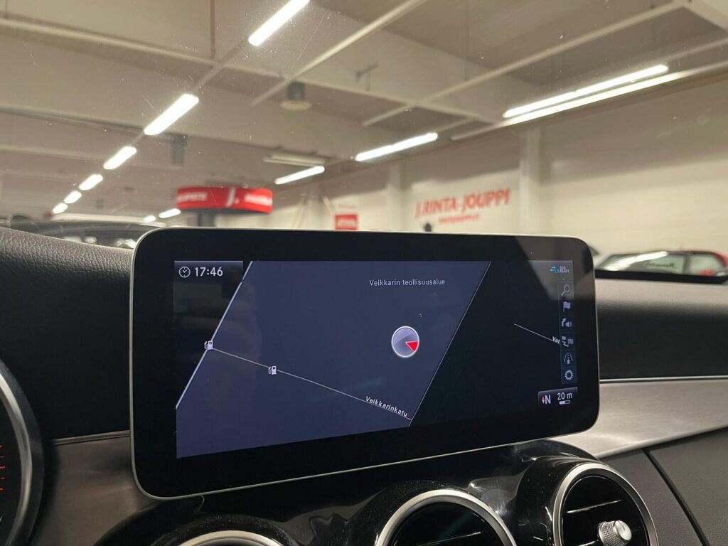 Mercedes-Benz C 2019 Valkoinen