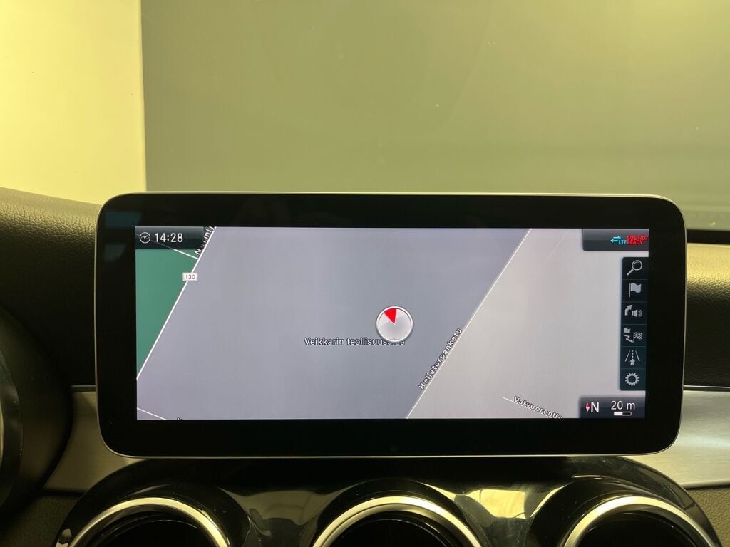 Mercedes-Benz C 2019 Valkoinen