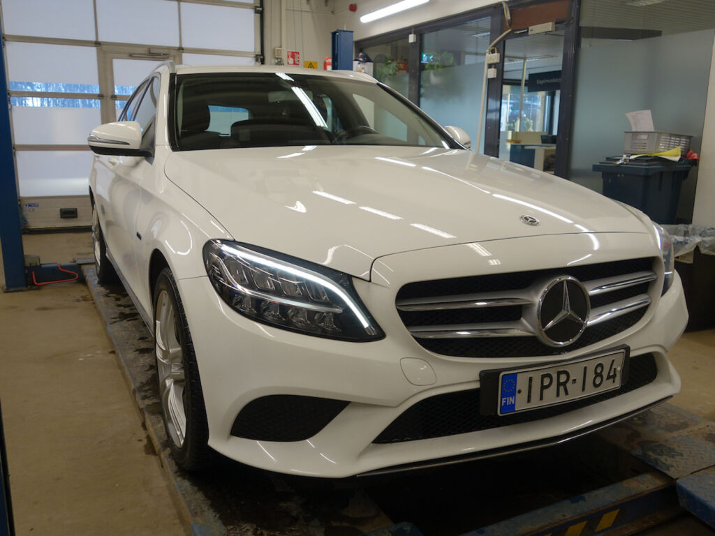 Mercedes-Benz C 2020 Valkoinen