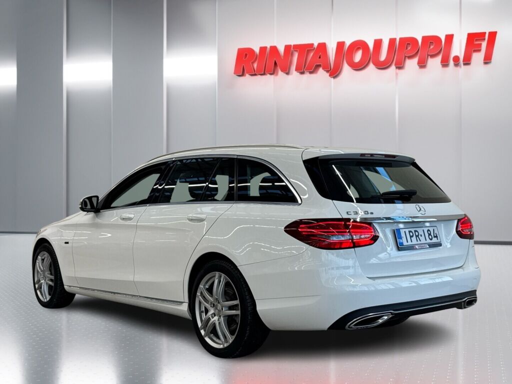 Mercedes-Benz C 2020 Valkoinen