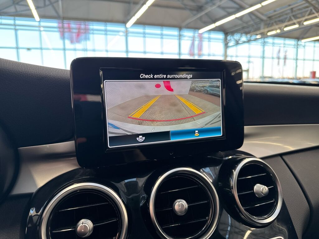 Mercedes-Benz C 2020 Valkoinen