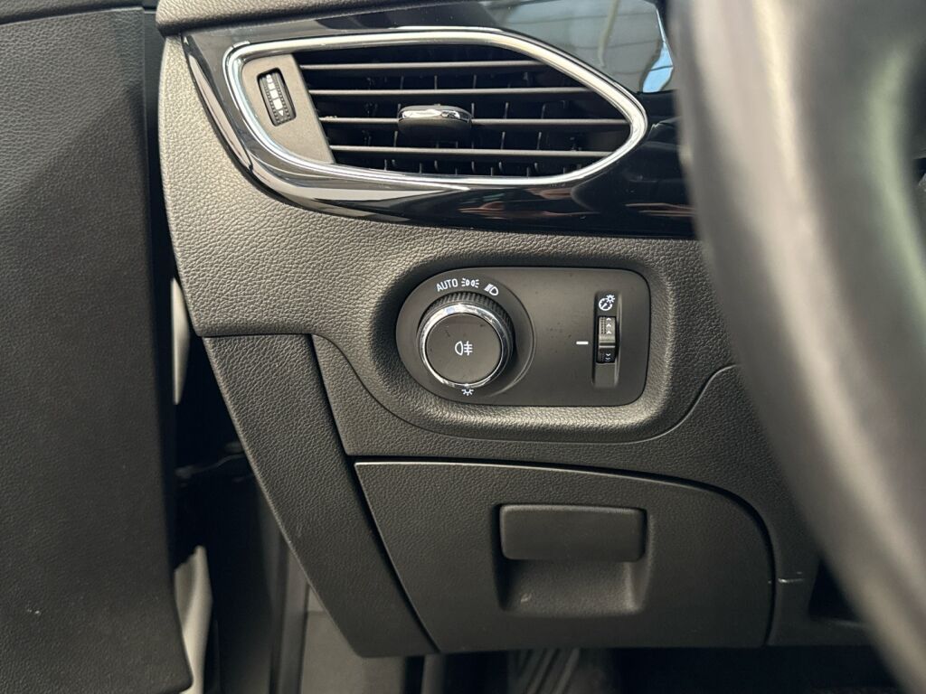 Opel Astra 2020 Harmaa