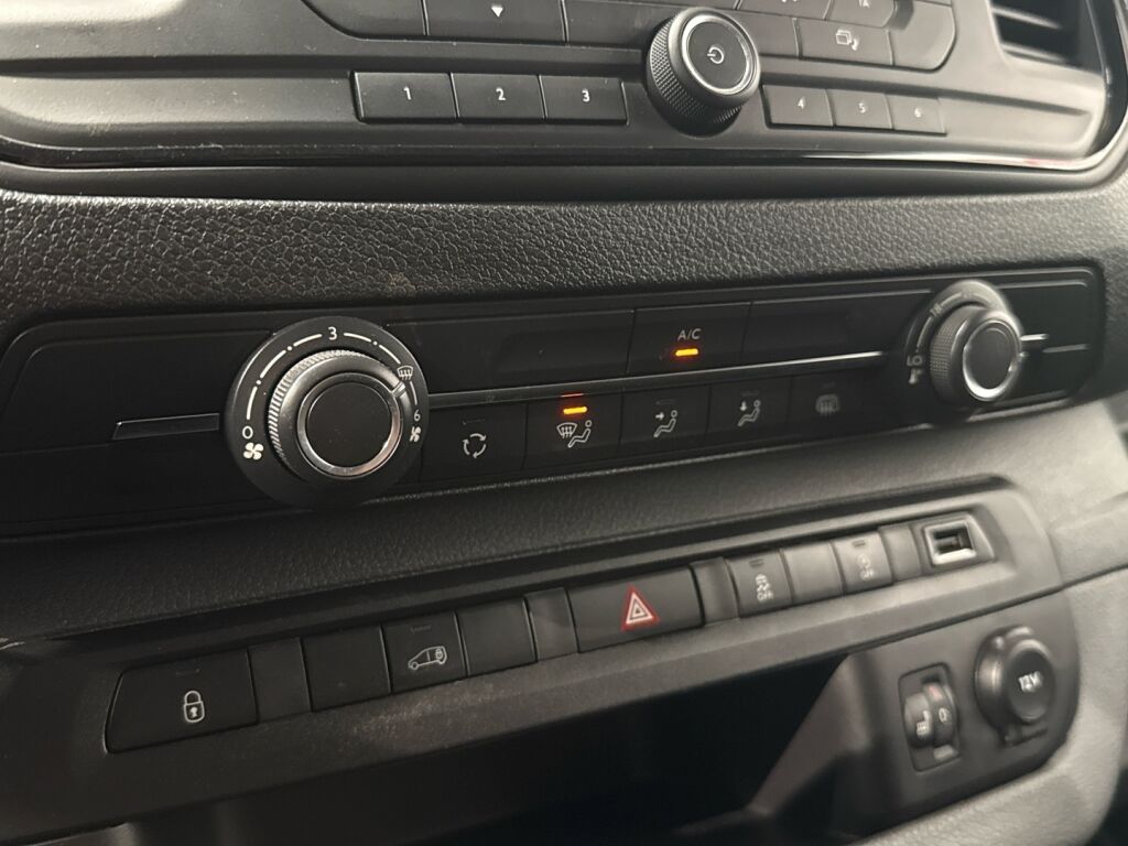 Peugeot Expert 2023 Valkoinen