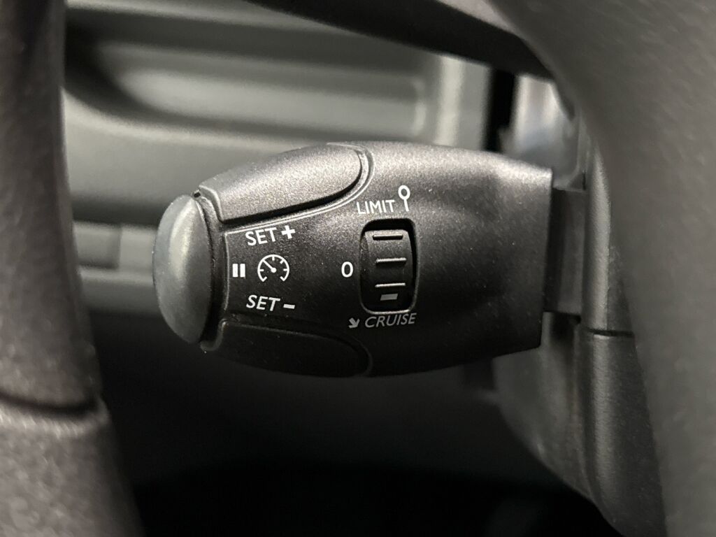 Peugeot Expert 2023 Valkoinen