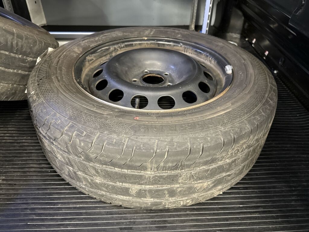 Peugeot Expert 2023 Valkoinen