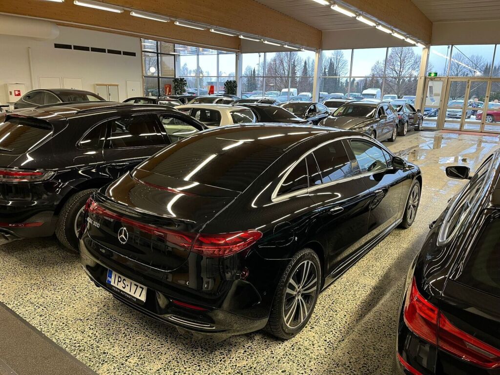 Mercedes-Benz EQE 2023 Musta