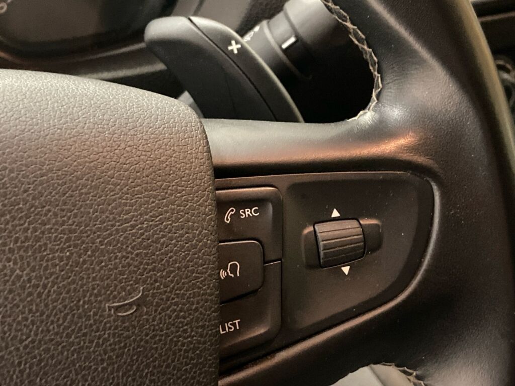 Citroen Jumpy 2022 Musta