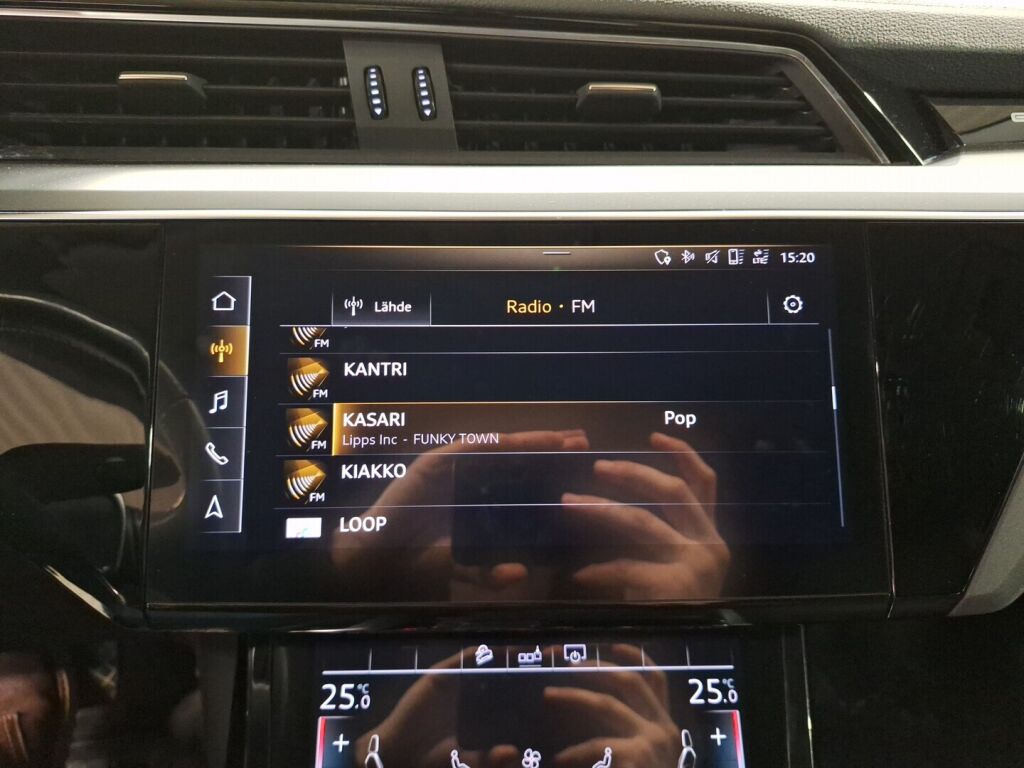 Audi e-tron 2020 Harmaa