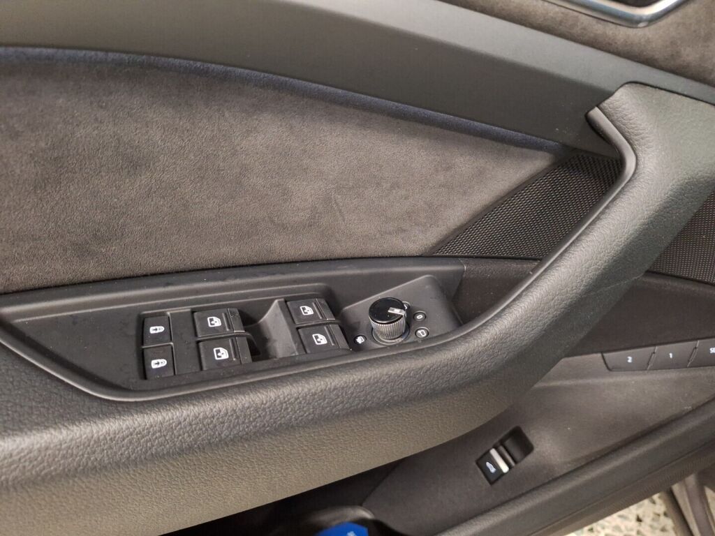 Audi e-tron 2020 Harmaa