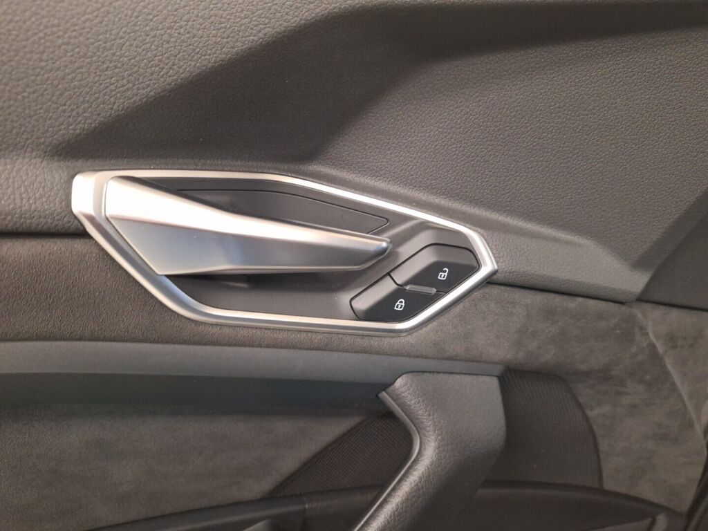 Audi e-tron 2020 Harmaa