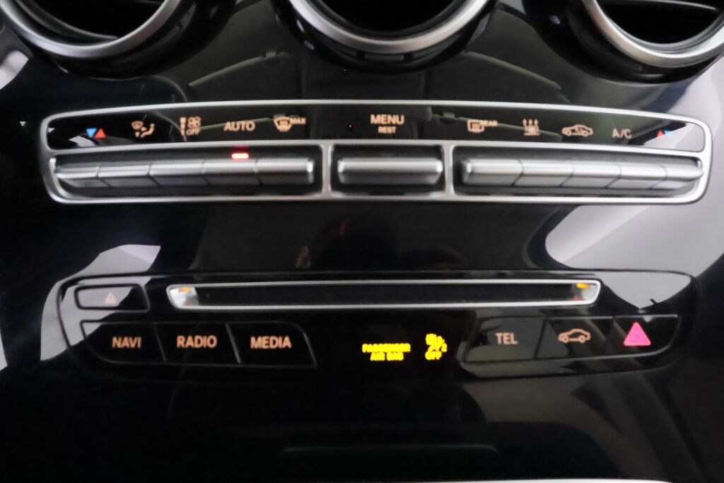 Mercedes-Benz GLC 2018 Musta