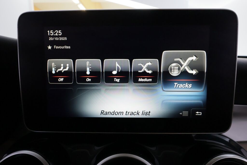 Mercedes-Benz GLC 2018 Musta