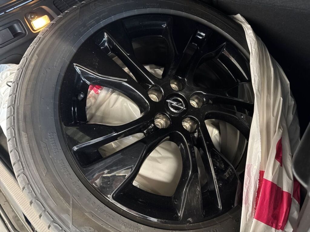 Opel Grandland 2021 Sininen