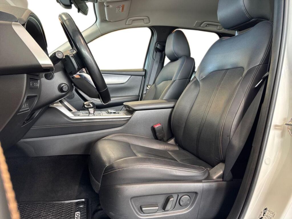 Mazda CX-60 2023 Valkoinen