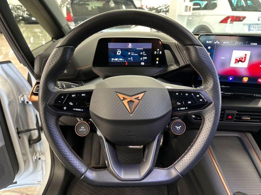 Cupra Born 2022 Valkoinen