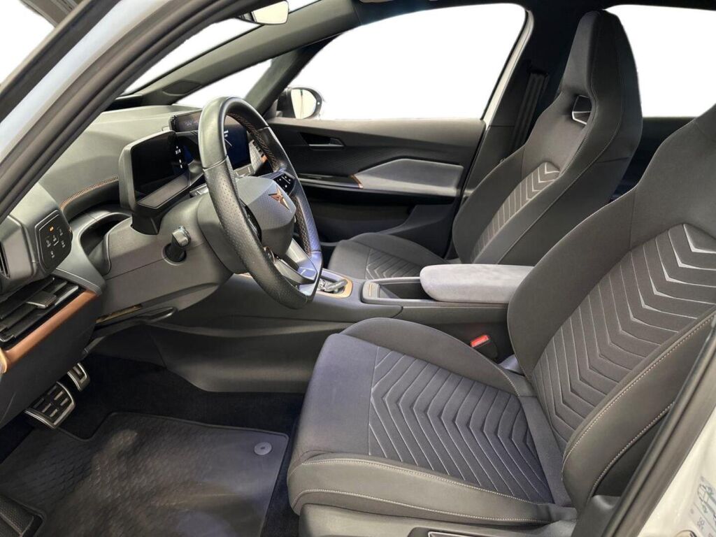 Cupra Born 2022 Valkoinen