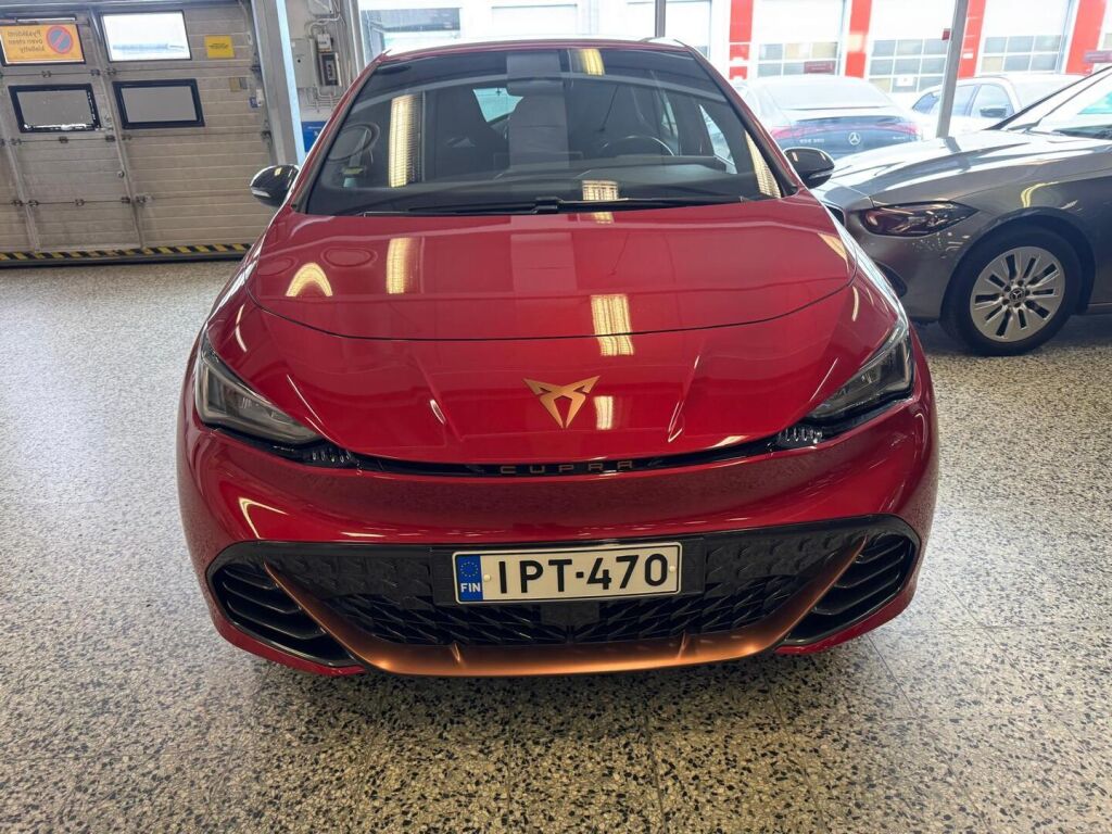 Cupra Born 2022 Punainen