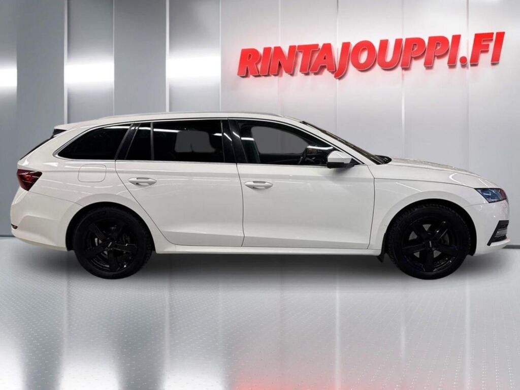 Skoda Octavia 2022 Valkoinen