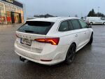 Skoda Octavia 2022 Valkoinen