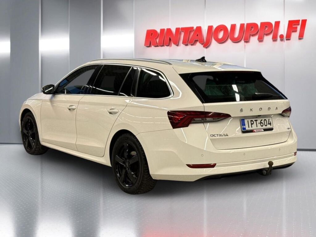 Skoda Octavia 2022 Valkoinen