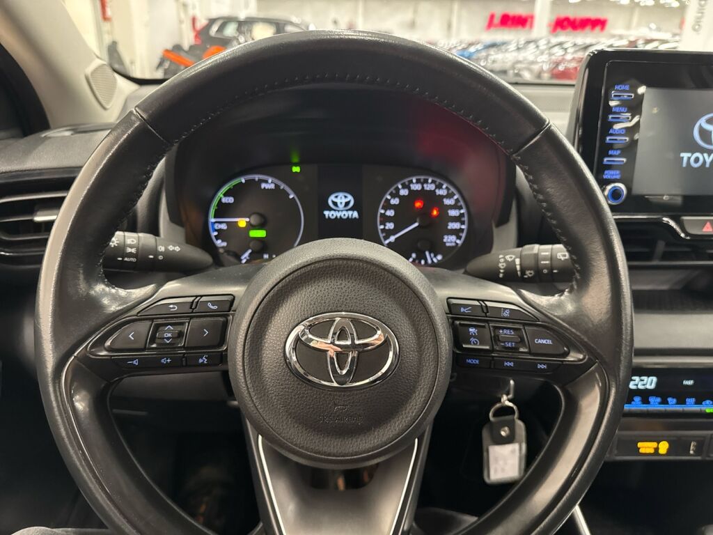 Toyota Yaris 2022 Valkoinen