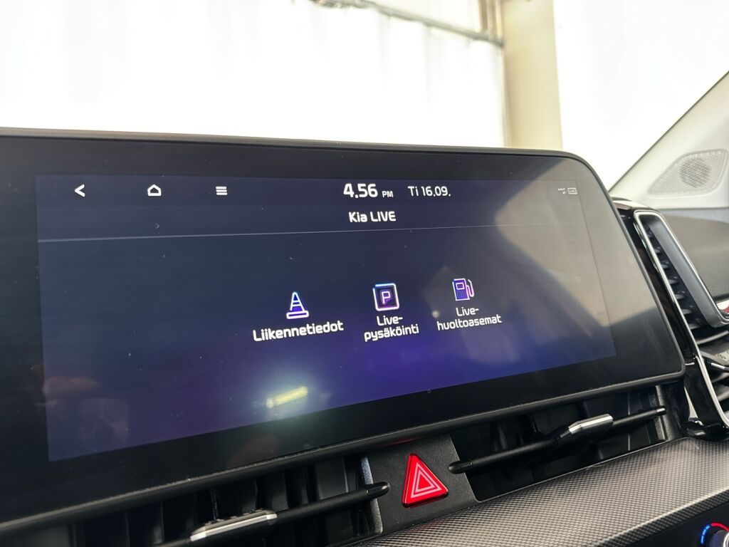 Kia Sportage 2023 Punainen