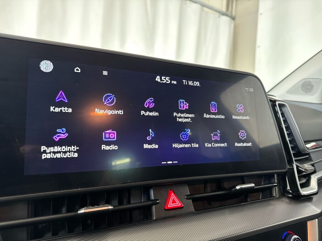 Kia Sportage 2023 Punainen