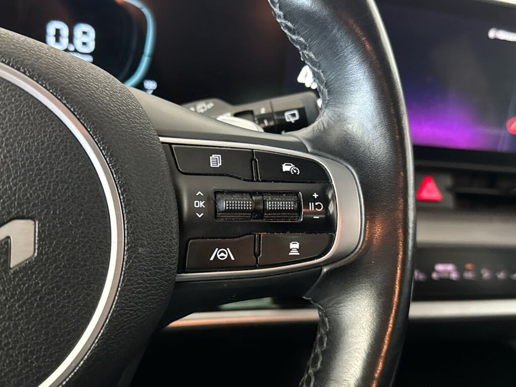 Kia Sportage 2023 Punainen