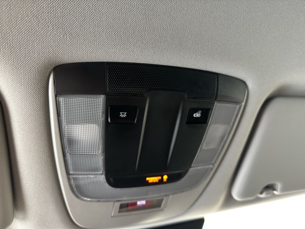 Kia Sportage 2023 Punainen