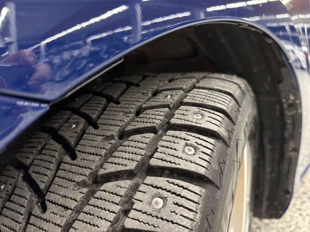 Toyota Auris 2017 Sininen