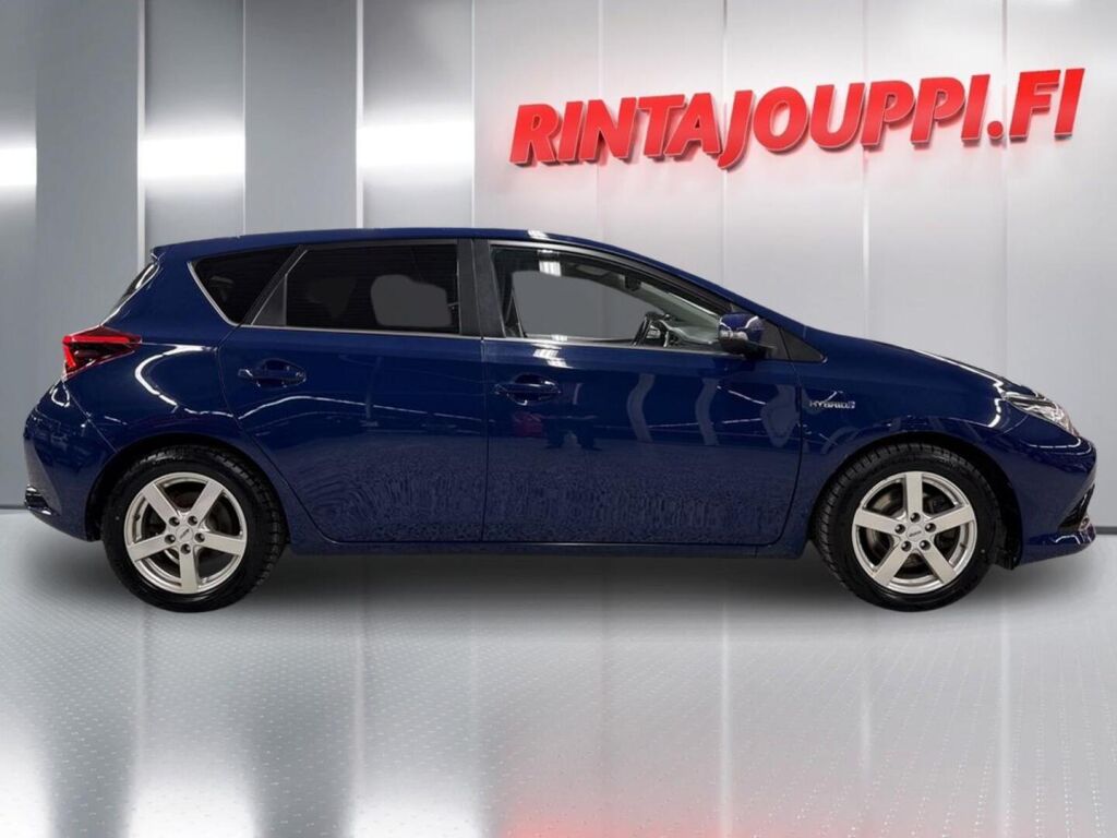 Toyota Auris 2017 Sininen