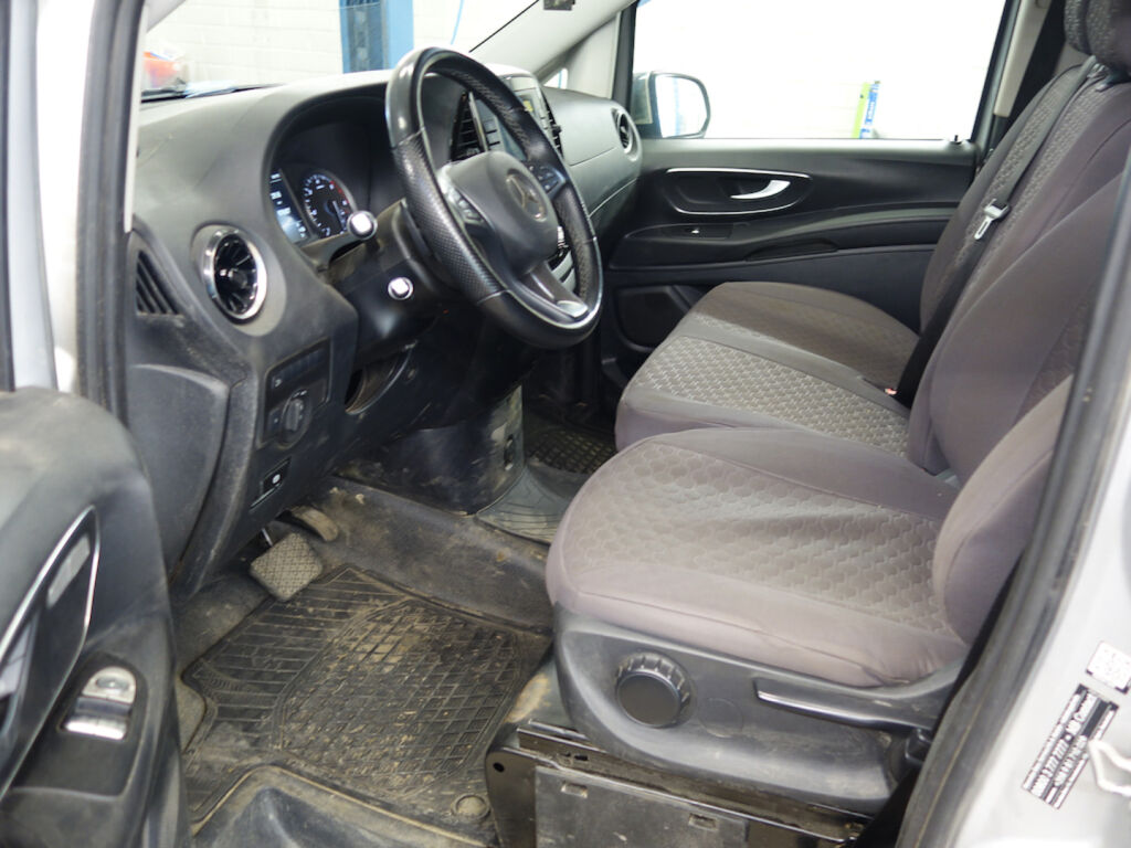 Mercedes-Benz Vito 2023 Harmaa