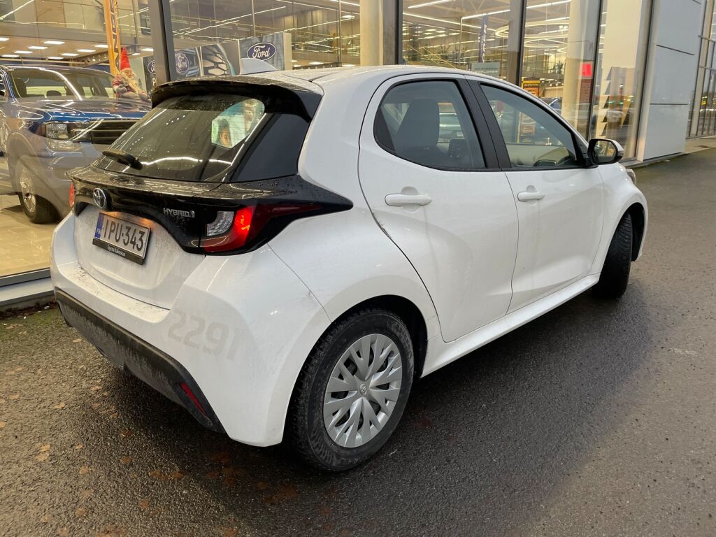Toyota Yaris 2022 Valkoinen