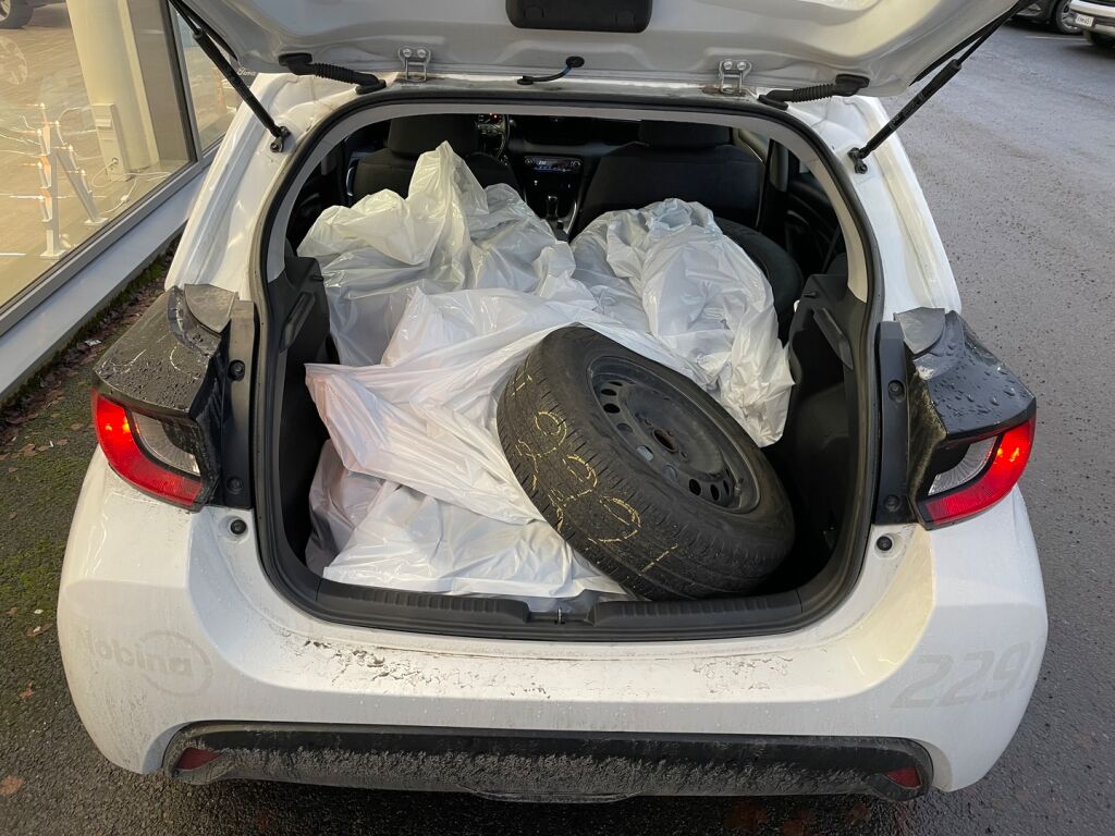 Toyota Yaris 2022 Valkoinen