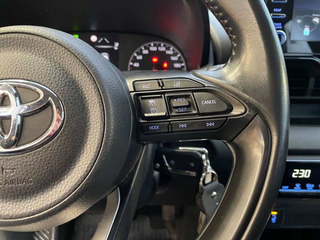 Toyota Yaris 2022 Valkoinen