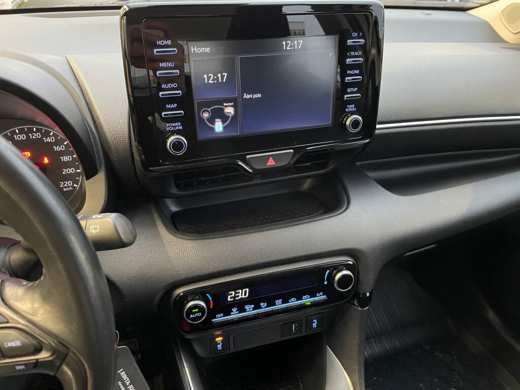 Toyota Yaris 2022 Valkoinen