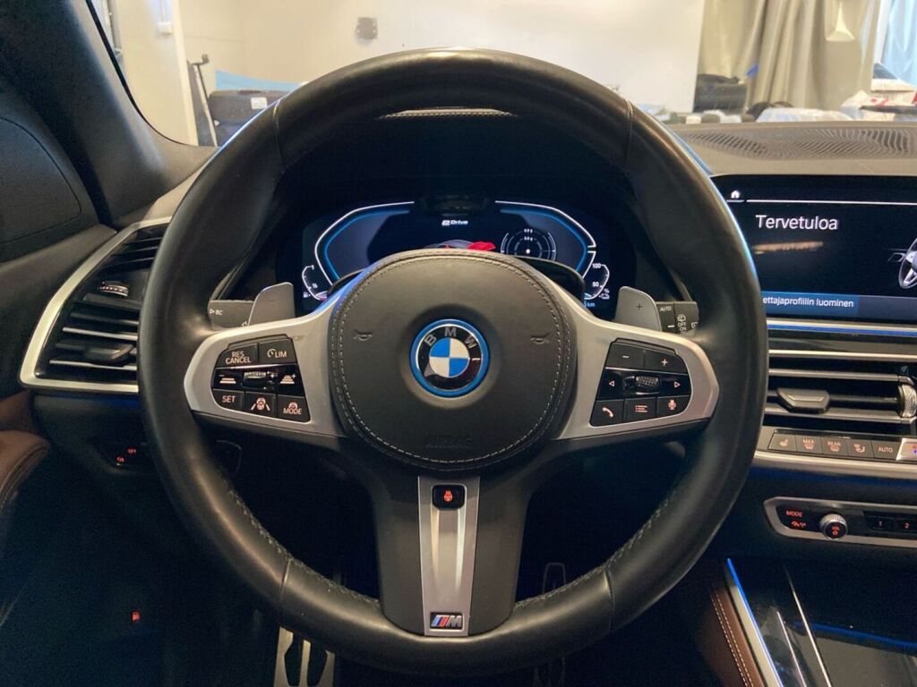 BMW X5 2022 Musta