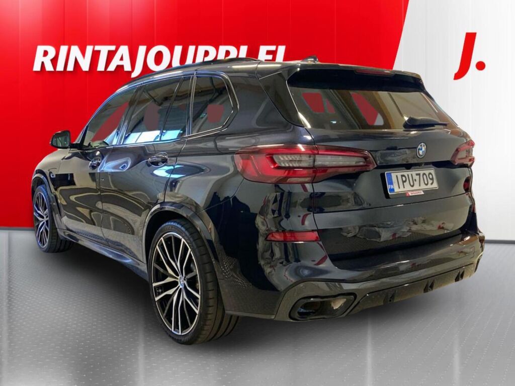 BMW X5 2022 Musta